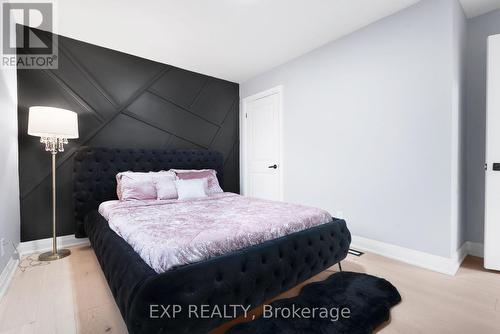 19 Broad Street, Brantford, ON - Indoor Photo Showing Bedroom