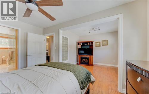 583 Rustic Drive, Waterloo, ON - Indoor Photo Showing Bedroom
