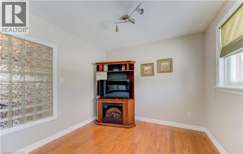 583 Rustic Drive, Waterloo, ON - Indoor Photo Showing Other Room