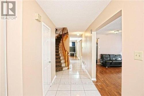 1527 Evenside Crescent, Mississauga, ON - Indoor Photo Showing Other Room