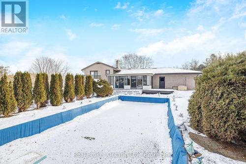 9412 Sideroad 17, Erin, ON - Outdoor With In Ground Pool
