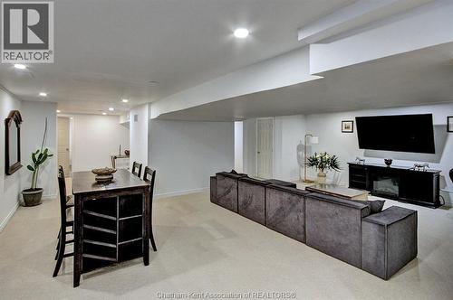 15 O'Neil Street, Chatham, ON - Indoor