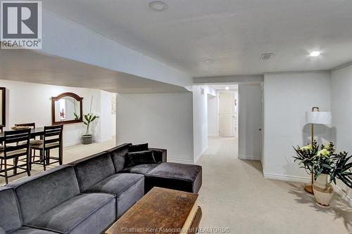 15 O'Neil Street, Chatham, ON - Indoor