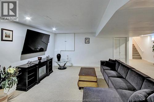 15 O'Neil Street, Chatham, ON - Indoor Photo Showing Other Room