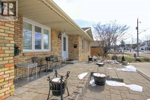 15 O'Neil Street, Chatham, ON - Outdoor With Deck Patio Veranda