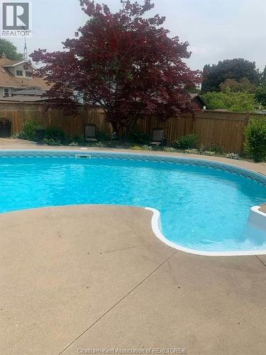 15 O'Neil Street, Chatham, ON - Outdoor With In Ground Pool With Backyard