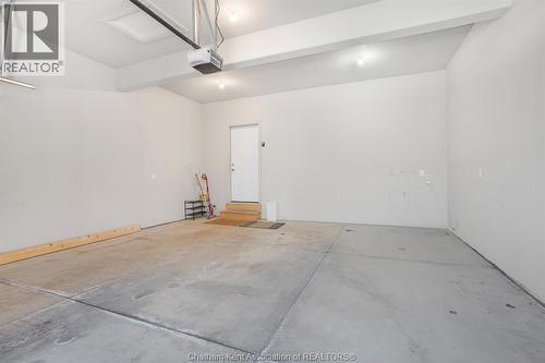 50 Llydican Avenue, Chatham, ON - Indoor Photo Showing Garage