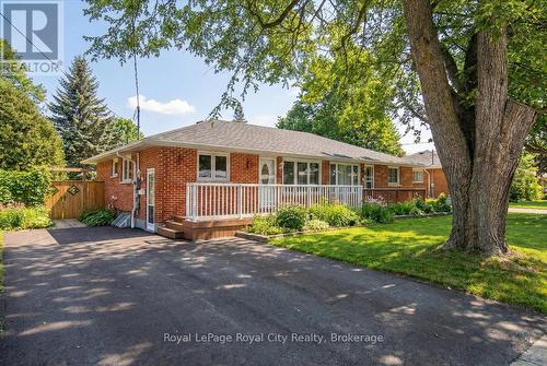 304 VICTORIA ROAD N  Guelph (Riverside Park), ON N1E 5J4