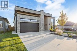 601 MEAD COURT  Sarnia, ON N7W 0B5