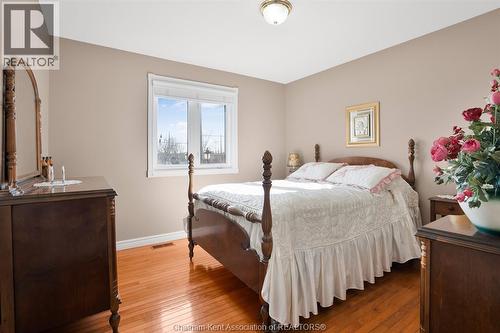 60 Parkview Court, Chatham, ON - Indoor Photo Showing Bedroom