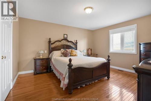 60 Parkview Court, Chatham, ON - Indoor Photo Showing Bedroom
