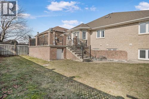 60 Parkview Court, Chatham, ON - Outdoor
