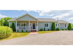 703 Bayview DR  Saint Andrews, NB E5B 2N2