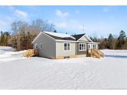 365 Kelly Road  Cumberland Bay, NB E4E 3C8