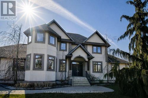 1659 Hamilton Road, London South (South U), ON - Outdoor With Facade
