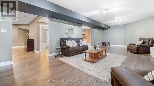1659 Hamilton Road, London South (South U), ON - Indoor