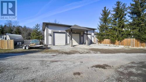 1659 Hamilton Road, London South (South U), ON - Outdoor
