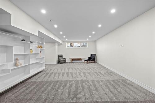 345 Beaverbrook Street, Winnipeg, MB - Indoor Photo Showing Other Room