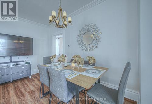92 Adam Street, Cambridge, ON - Indoor Photo Showing Dining Room