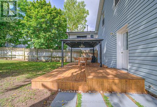 92 Adam Street, Cambridge, ON - Outdoor With Deck Patio Veranda