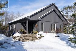 19 TRAILS END  Collingwood, ON L9Y 5B1