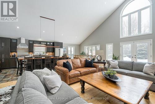 Simply perfect for relaxing comfortably by a fire - 19 Trails End, Collingwood, ON 