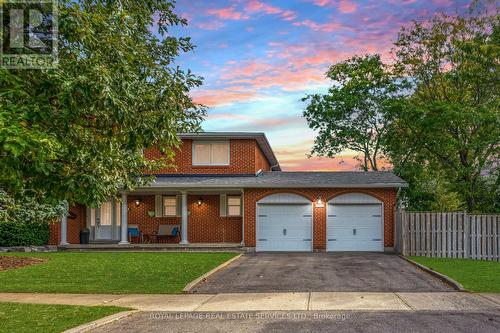 716 CAMERON COURT  Mississauga, ON L5C 3B9