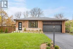 1898 BARSUDA DRIVE  Mississauga, ON L5J 1V5