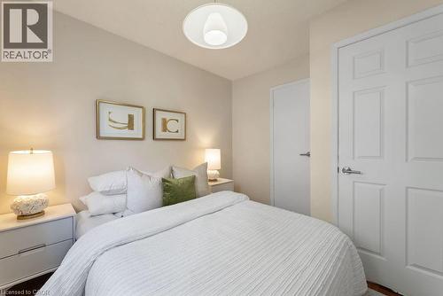 161 Riverview Street, Oakville, ON - Indoor Photo Showing Bedroom