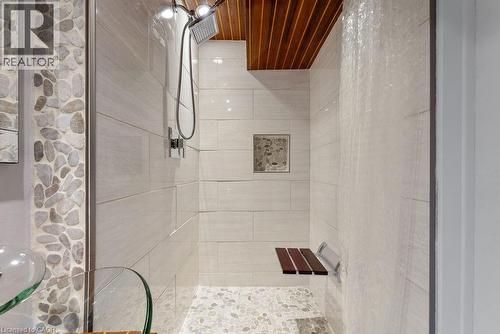 161 Riverview Street, Oakville, ON - Indoor Photo Showing Bathroom