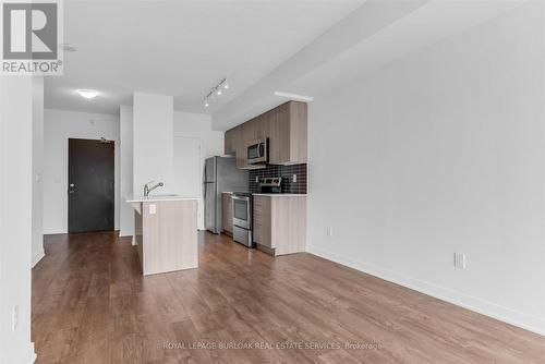 612 - 550 North Service Road N, Grimsby, ON - Indoor Photo Showing Kitchen