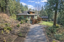 1780 Elford Rd  Shawnigan Lake, BC V0R 2W0