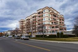 404-1895 Ambrosi Road  Kelowna, BC V1Y 4R8