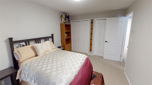 1857 Harris Road, Cranbrook, BC - Indoor Photo Showing Bedroom