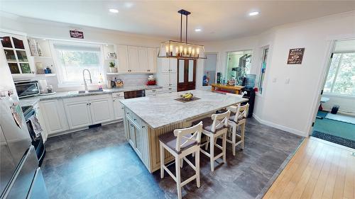 1857 Harris Road, Cranbrook, BC - Indoor