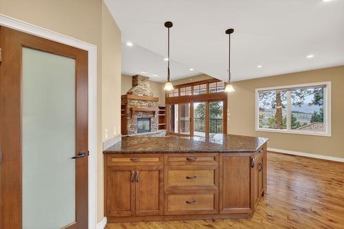 111-1910 Capistrano Drive, Kelowna, BC - Indoor