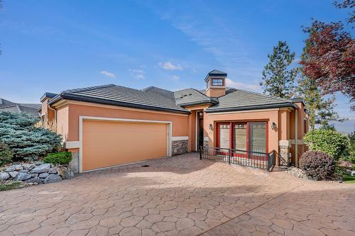 111-1910 Capistrano Drive, Kelowna, BC - Outdoor