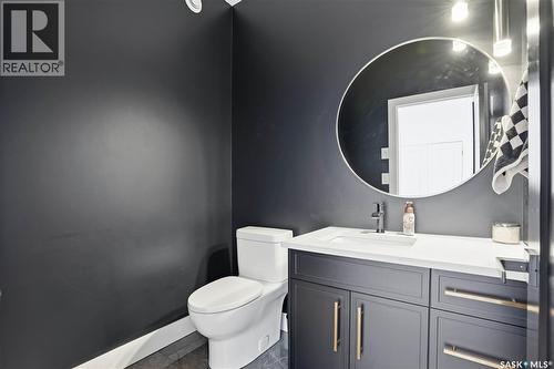 139 Woolf Bend, Saskatoon, SK - Indoor Photo Showing Bathroom