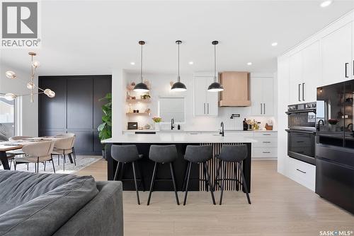 139 Woolf Bend, Saskatoon, SK - Indoor Photo Showing Kitchen With Upgraded Kitchen