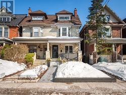231 FAIRVIEW AVENUE  Toronto, ON M6P 3A6