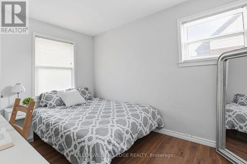 36 Blair Avenue, Hamilton, ON - Indoor Photo Showing Bedroom