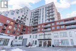 818 - 22 EAST HAVEN DRIVE  Toronto, ON M1N 1L9