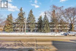 207 - 123 WOODBINE AVENUE  Toronto, ON M4L 3V8