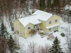 155 Grinstead Lane  Stillwater Lake, NS B3Z 1P1