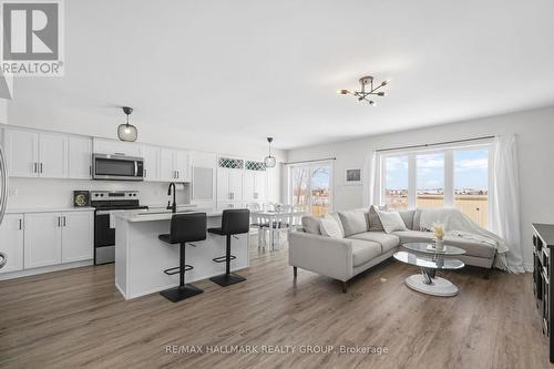 71 Mcphail Road, Carleton Place, ON - Indoor