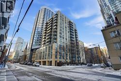 208 - 76 SHUTER STREET  Toronto, ON M5B 1B4