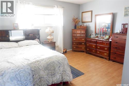 529 6Th Avenue E, Assiniboia, SK - Indoor Photo Showing Bedroom