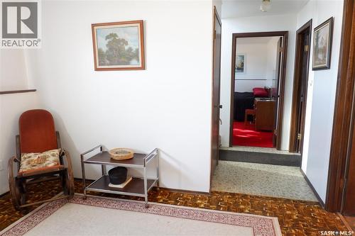 529 6Th Avenue E, Assiniboia, SK - Indoor Photo Showing Other Room