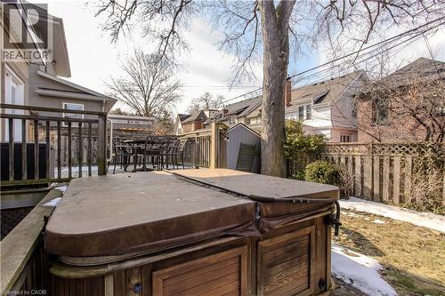 8 Mapleside Avenue, Hamilton, ON - Outdoor