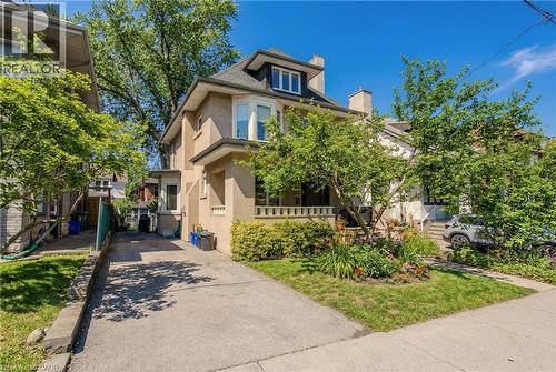 8 Mapleside Avenue, Hamilton, ON - Outdoor